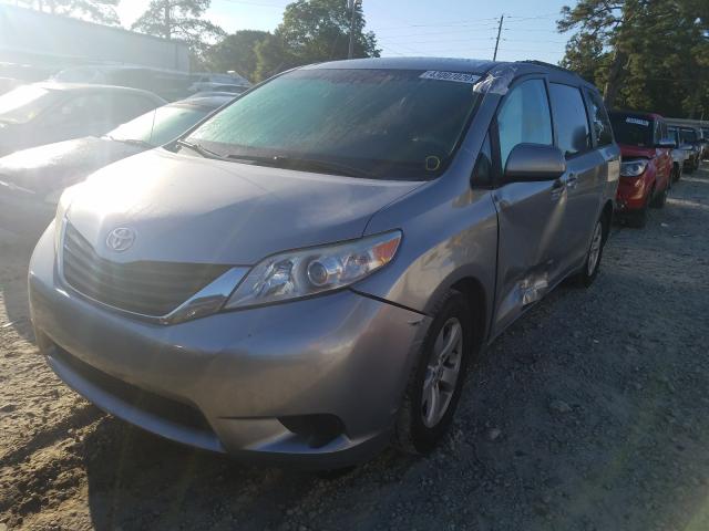 Photo 1 VIN: 5TDKK3DC5CS190677 - TOYOTA SIENNA LE 