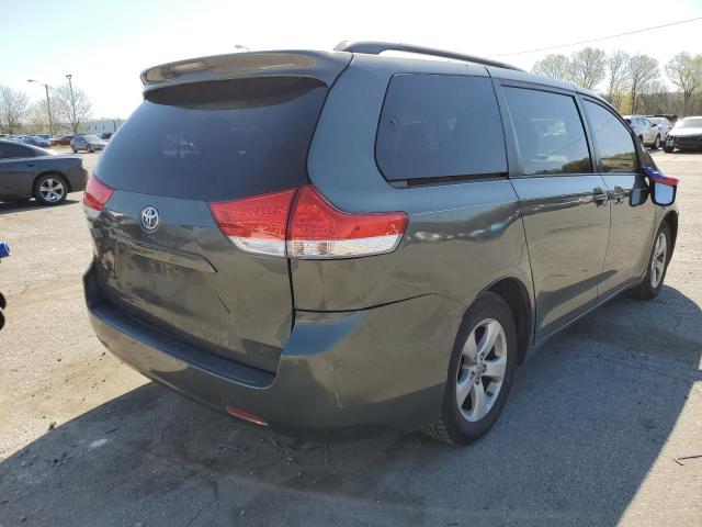 Photo 2 VIN: 5TDKK3DC5CS217747 - TOYOTA SIENNA LE 