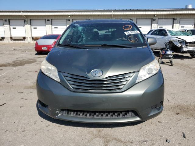 Photo 4 VIN: 5TDKK3DC5CS217747 - TOYOTA SIENNA LE 