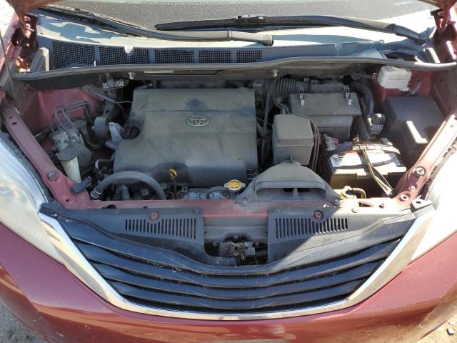 Photo 11 VIN: 5TDKK3DC5CS218588 - TOYOTA SIENNA LE 