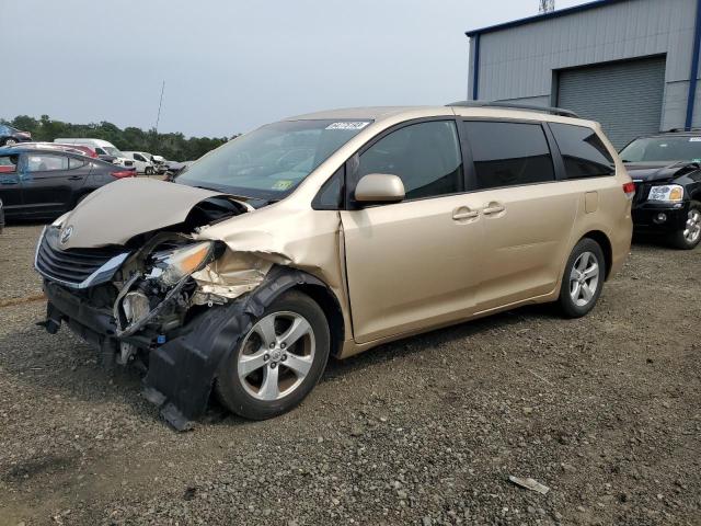 Photo 0 VIN: 5TDKK3DC5CS235228 - TOYOTA SIENNA LE 