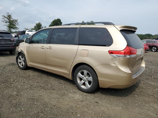 Photo 1 VIN: 5TDKK3DC5CS235228 - TOYOTA SIENNA LE 