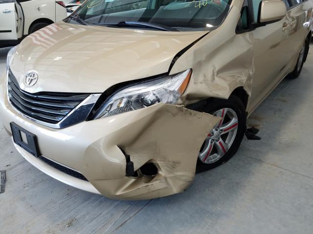 Photo 8 VIN: 5TDKK3DC5CS244057 - TOYOTA SIENNA LE 