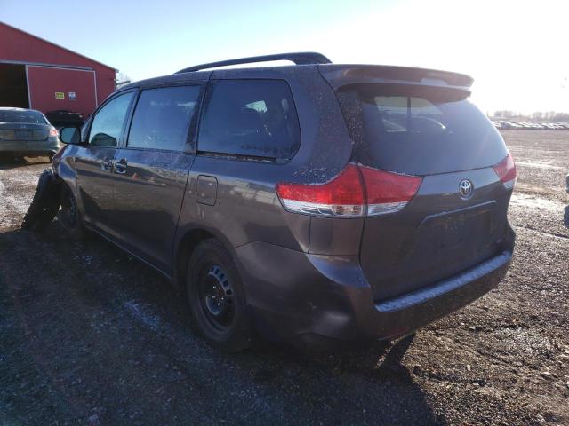 Photo 2 VIN: 5TDKK3DC5CS244625 - TOYOTA SIENNA LE 