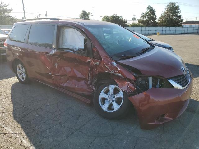 Photo 3 VIN: 5TDKK3DC5CS246309 - TOYOTA SIENNA LE 