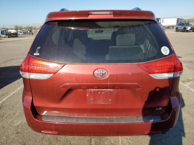 Photo 5 VIN: 5TDKK3DC5CS246309 - TOYOTA SIENNA LE 