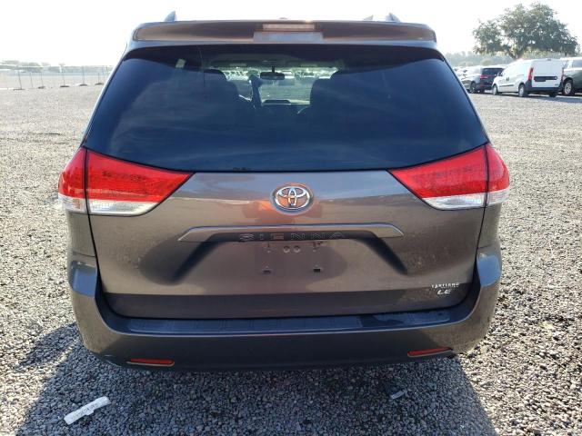 Photo 5 VIN: 5TDKK3DC5CS268178 - TOYOTA SIENNA LE 