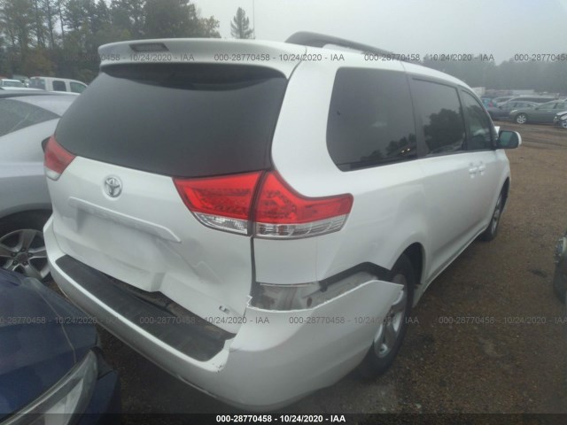 Photo 3 VIN: 5TDKK3DC5CS276930 - TOYOTA SIENNA 