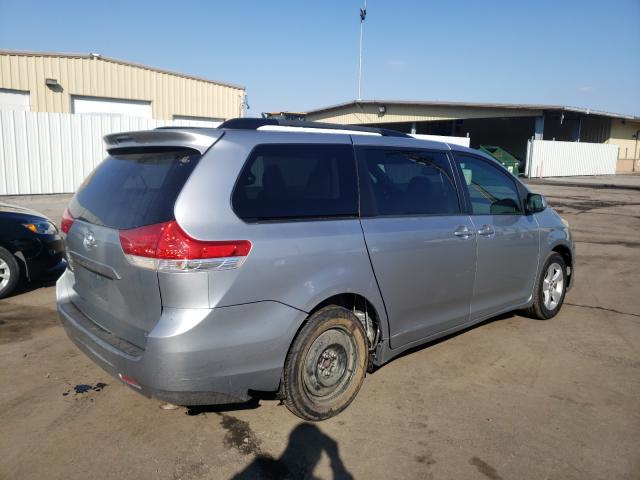 Photo 3 VIN: 5TDKK3DC5DS284933 - TOYOTA SIENNA LE 