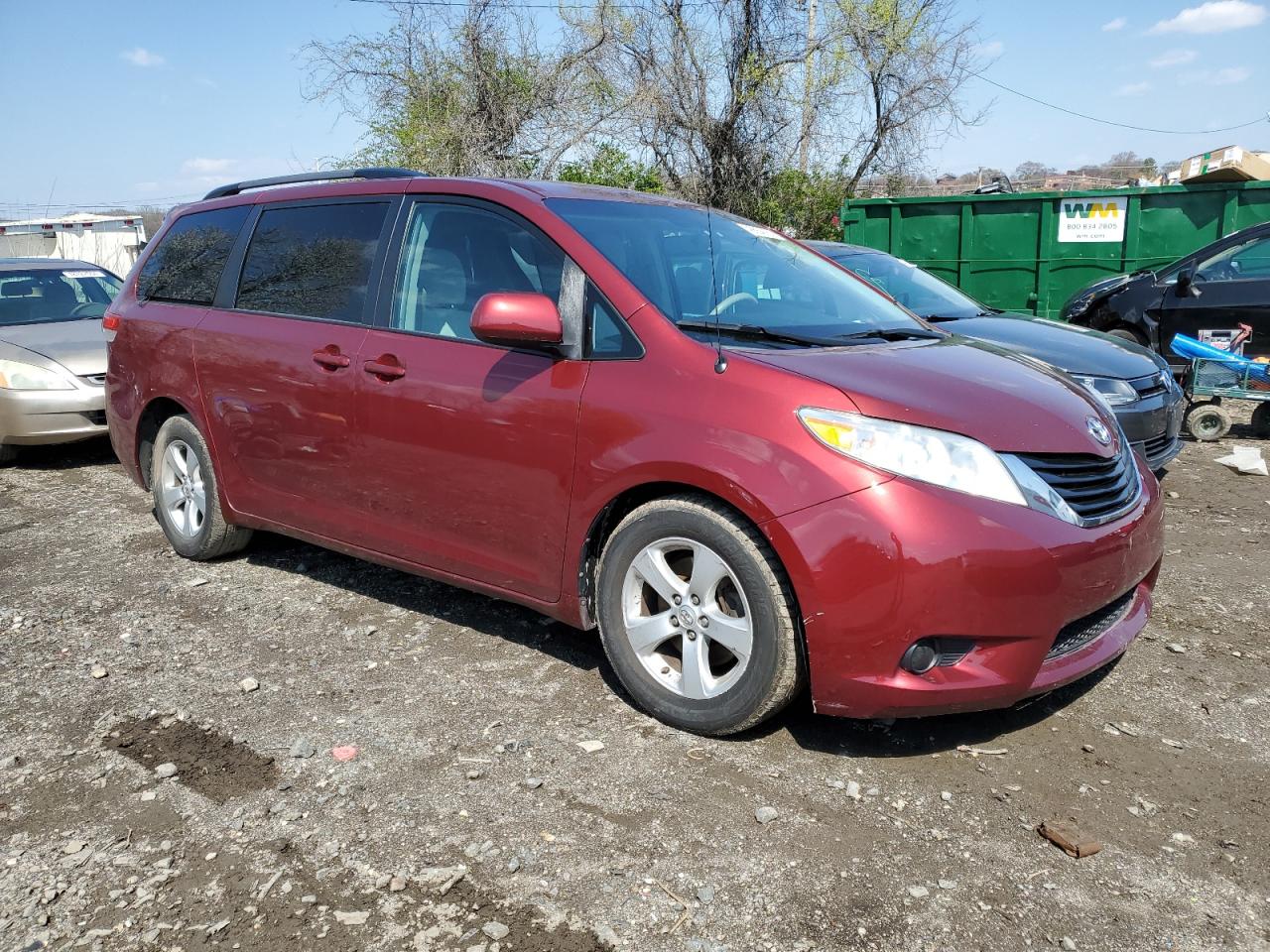 Photo 3 VIN: 5TDKK3DC5DS309863 - TOYOTA SIENNA 