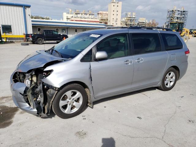 Photo 0 VIN: 5TDKK3DC5DS322256 - TOYOTA SIENNA LE 