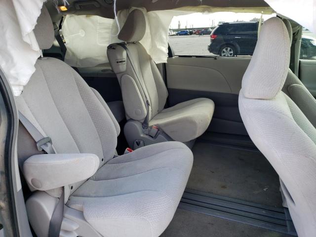 Photo 10 VIN: 5TDKK3DC5DS322256 - TOYOTA SIENNA LE 