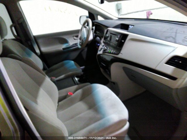 Photo 4 VIN: 5TDKK3DC5DS323116 - TOYOTA SIENNA 