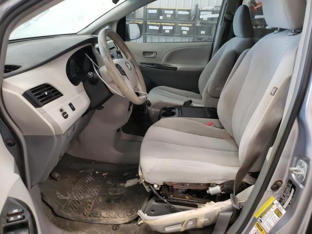 Photo 6 VIN: 5TDKK3DC5DS324251 - TOYOTA SIENNA LE 