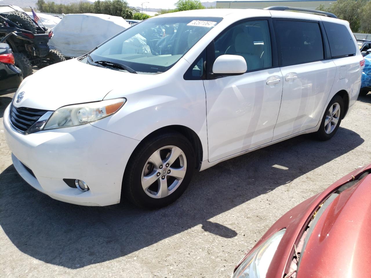 Photo 0 VIN: 5TDKK3DC5DS329451 - TOYOTA SIENNA 