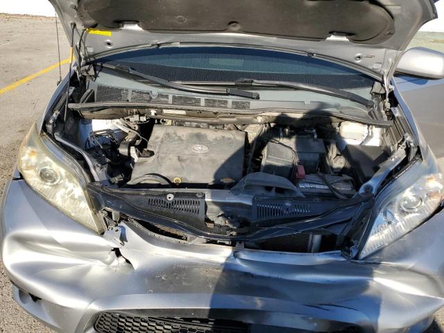 Photo 11 VIN: 5TDKK3DC5DS332673 - TOYOTA SIENNA LE 