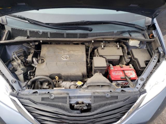 Photo 6 VIN: 5TDKK3DC5DS337985 - TOYOTA SIENNA LE 