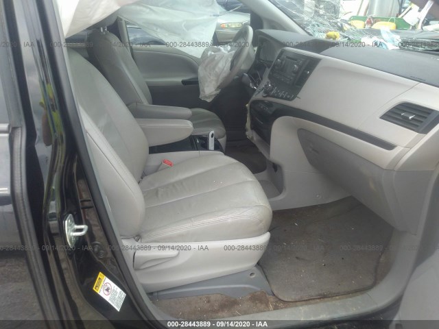 Photo 4 VIN: 5TDKK3DC5DS341244 - TOYOTA SIENNA 