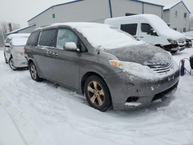 Photo 3 VIN: 5TDKK3DC5DS350302 - TOYOTA SIENNA LE 