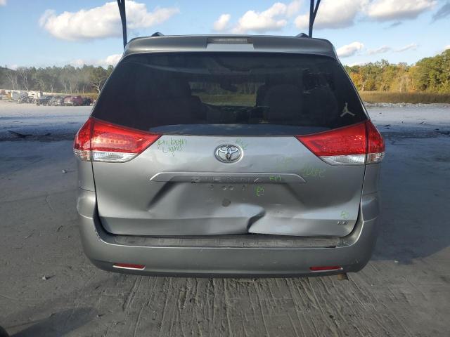 Photo 5 VIN: 5TDKK3DC5DS363681 - TOYOTA SIENNA LE 