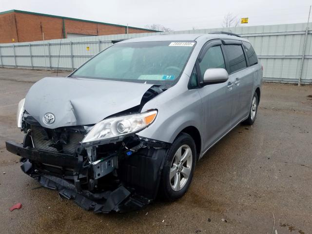 Photo 1 VIN: 5TDKK3DC5DS367181 - TOYOTA SIENNA LE 