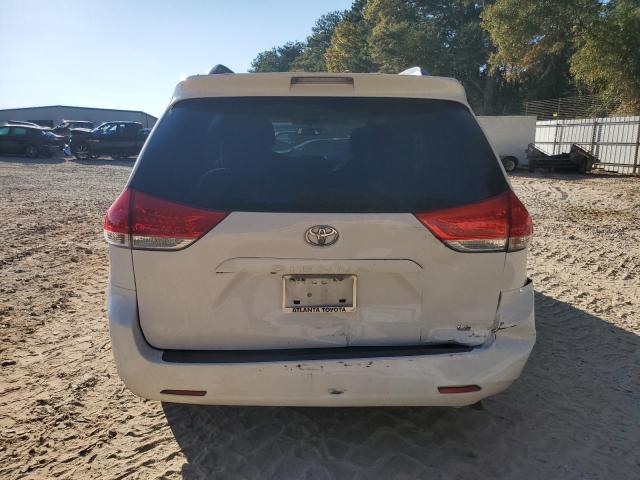 Photo 5 VIN: 5TDKK3DC5DS385597 - TOYOTA SIENNA LE 