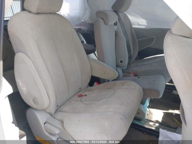 Photo 7 VIN: 5TDKK3DC5DS390492 - TOYOTA SIENNA 