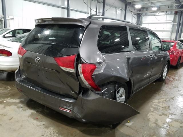 Photo 3 VIN: 5TDKK3DC5DS399628 - TOYOTA SIENNA LE 