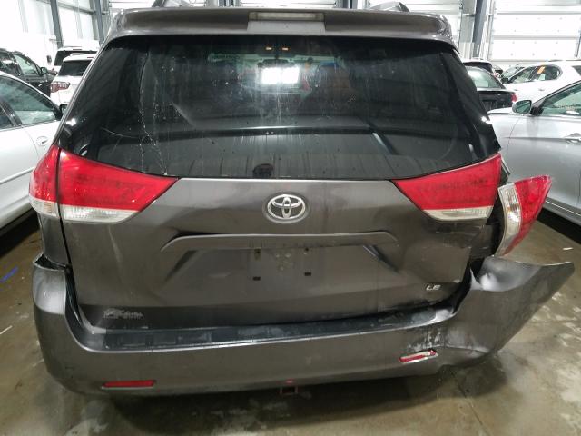 Photo 8 VIN: 5TDKK3DC5DS399628 - TOYOTA SIENNA LE 