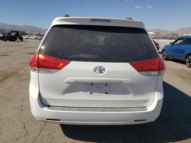 Photo 5 VIN: 5TDKK3DC5ES438221 - TOYOTA SIENNA LE 