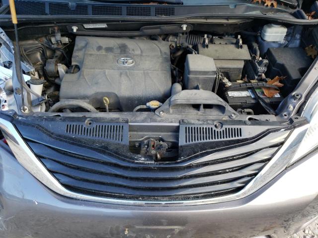 Photo 11 VIN: 5TDKK3DC5ES440065 - TOYOTA SIENNA LE 