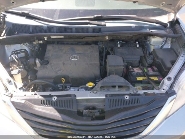 Photo 9 VIN: 5TDKK3DC5ES447503 - TOYOTA SIENNA 