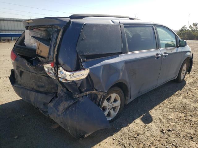 Photo 3 VIN: 5TDKK3DC5ES459683 - TOYOTA SIENNA LE 