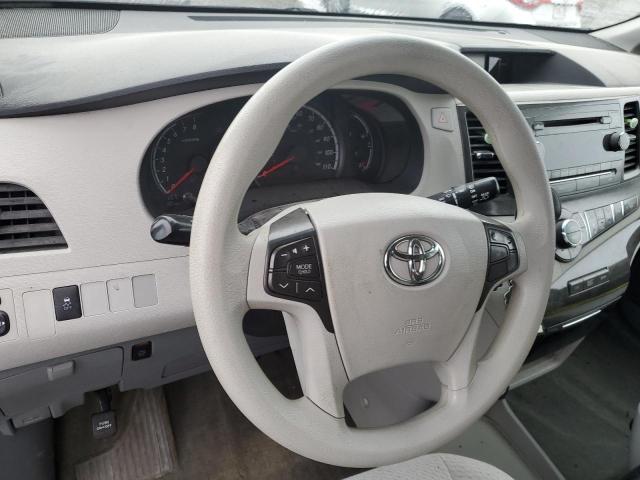 Photo 7 VIN: 5TDKK3DC5ES483885 - TOYOTA SIENNA 