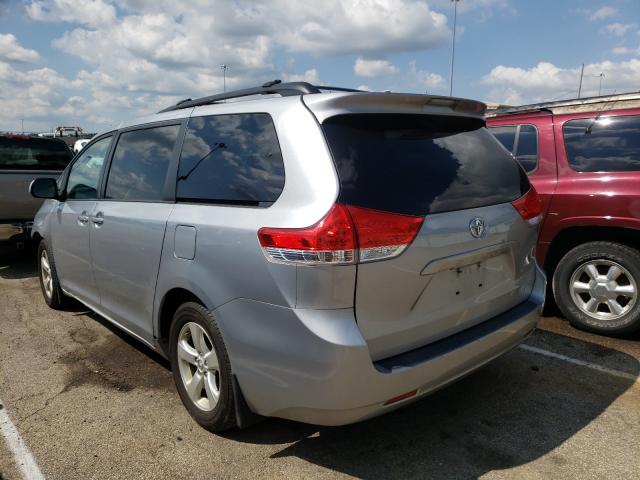 Photo 2 VIN: 5TDKK3DC5ES495664 - TOYOTA SIENNA LE 