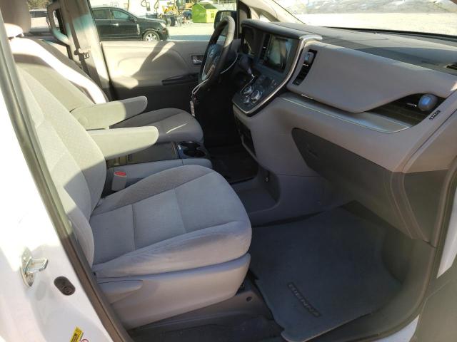 Photo 4 VIN: 5TDKK3DC5FS548963 - TOYOTA SIENNA LE 