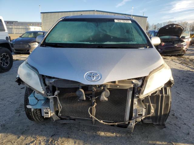 Photo 4 VIN: 5TDKK3DC5FS567917 - TOYOTA ALL MODELS 