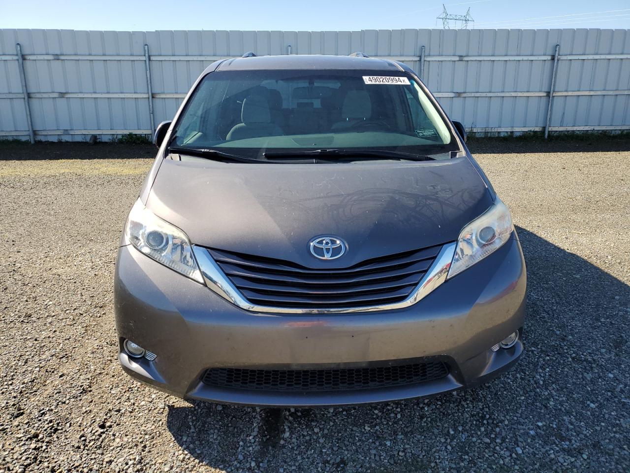 Photo 4 VIN: 5TDKK3DC5FS579582 - TOYOTA SIENNA 