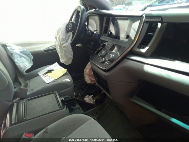 Photo 4 VIN: 5TDKK3DC5FS580215 - TOYOTA SIENNA 