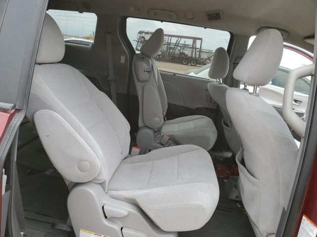 Photo 10 VIN: 5TDKK3DC5FS619773 - TOYOTA SIENNA LE 