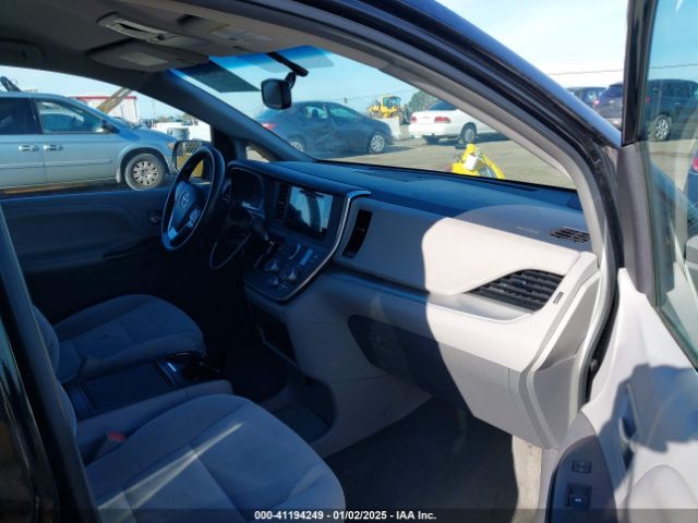 Photo 4 VIN: 5TDKK3DC5FS621071 - TOYOTA SIENNA 