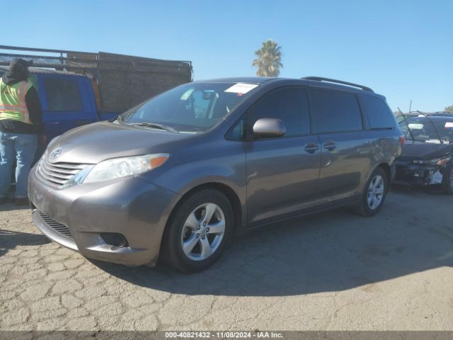 Photo 1 VIN: 5TDKK3DC5FS627503 - TOYOTA SIENNA 