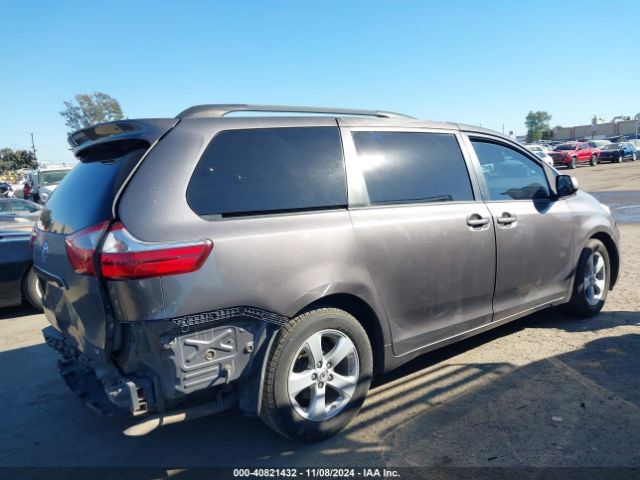 Photo 3 VIN: 5TDKK3DC5FS627503 - TOYOTA SIENNA 