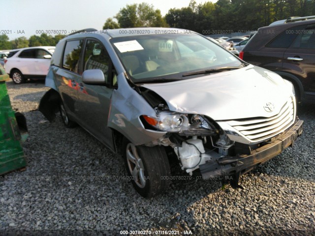 Photo 0 VIN: 5TDKK3DC5FS644091 - TOYOTA SIENNA 