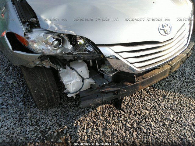 Photo 5 VIN: 5TDKK3DC5FS644091 - TOYOTA SIENNA 