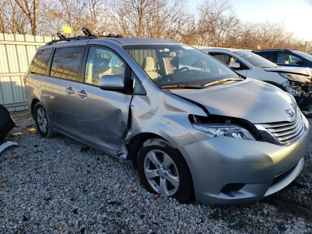 Photo 3 VIN: 5TDKK3DC5FS649095 - TOYOTA SIENNA LE 