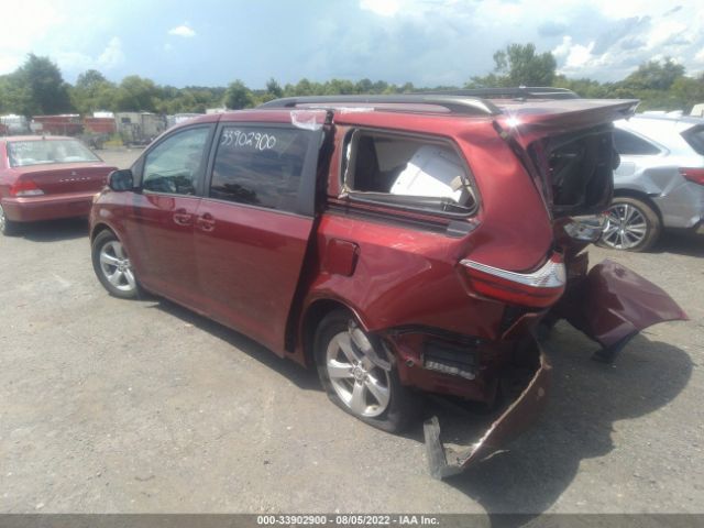 Photo 2 VIN: 5TDKK3DC5FS654880 - TOYOTA SIENNA 