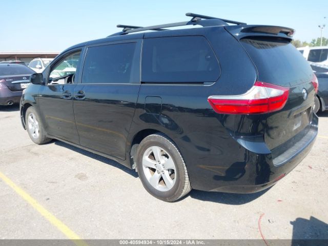 Photo 2 VIN: 5TDKK3DC5FS659674 - TOYOTA SIENNA 