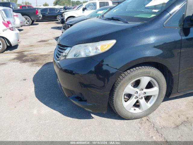 Photo 5 VIN: 5TDKK3DC5FS659674 - TOYOTA SIENNA 