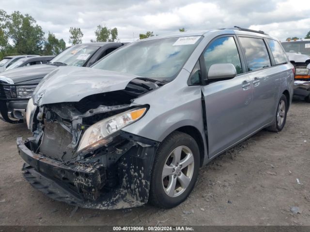 Photo 1 VIN: 5TDKK3DC5FS676295 - TOYOTA SIENNA 